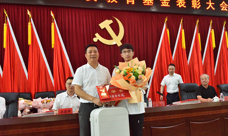 图片名称 图片名称